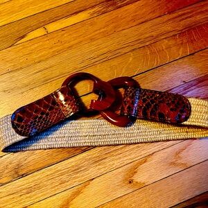 Stretchy vintage belt